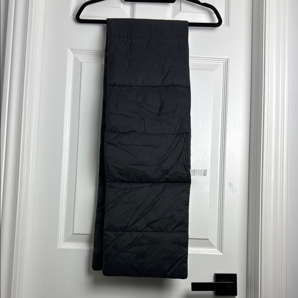 [time + tru] Black Puffer Scarfs